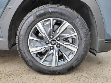 HYUNDAI TUCSON 1.6 T-GDI Trend LED Navi RFK ACC SHZ