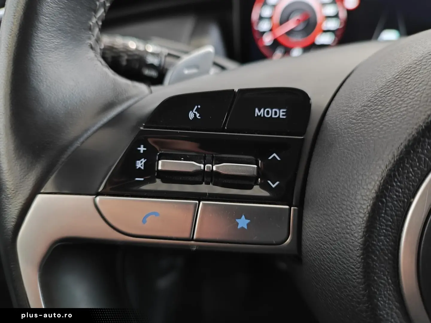 HYUNDAI TUCSON 1.6 T-GDI Trend LED Navi RFK ACC SHZ