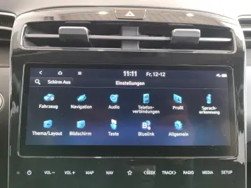 HYUNDAI TUCSON 1.6 T-GDI Trend LED Navi RFK ACC SHZ