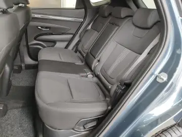 HYUNDAI TUCSON 1.6 T-GDI Trend LED Navi RFK ACC SHZ