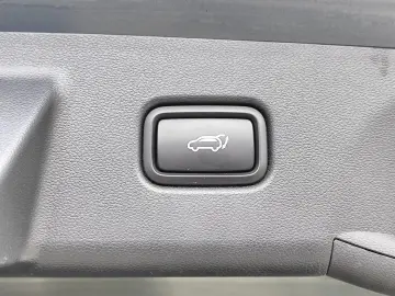 HYUNDAI TUCSON 1.6 T-GDI Trend LED Navi RFK ACC SHZ