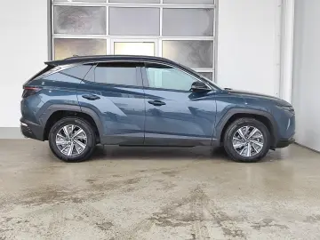 HYUNDAI TUCSON 1.6 T-GDI Trend LED Navi RFK ACC SHZ