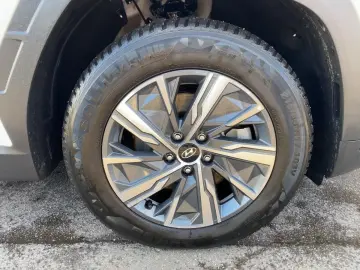 HYUNDAI TUCSON Hybrid 1.6 GDi Turbo 230 PS 6AT 2WD TREND