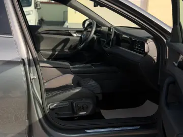 VW Passat 2.0 TDI R-Line ACC   Masaj    LED