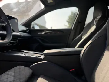 VW Passat 2.0 TDI R-Line ACC   Masaj    LED