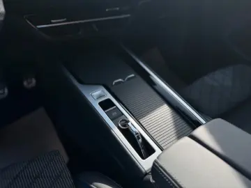 VW Passat 2.0 TDI R-Line ACC   Masaj    LED