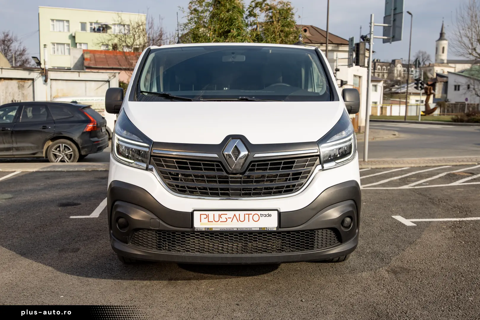 Renault Trafic L2H1 8 1 locuri Authentique