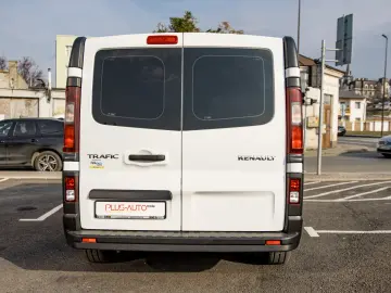 Renault Trafic L2H1 8 1 locuri Authentique