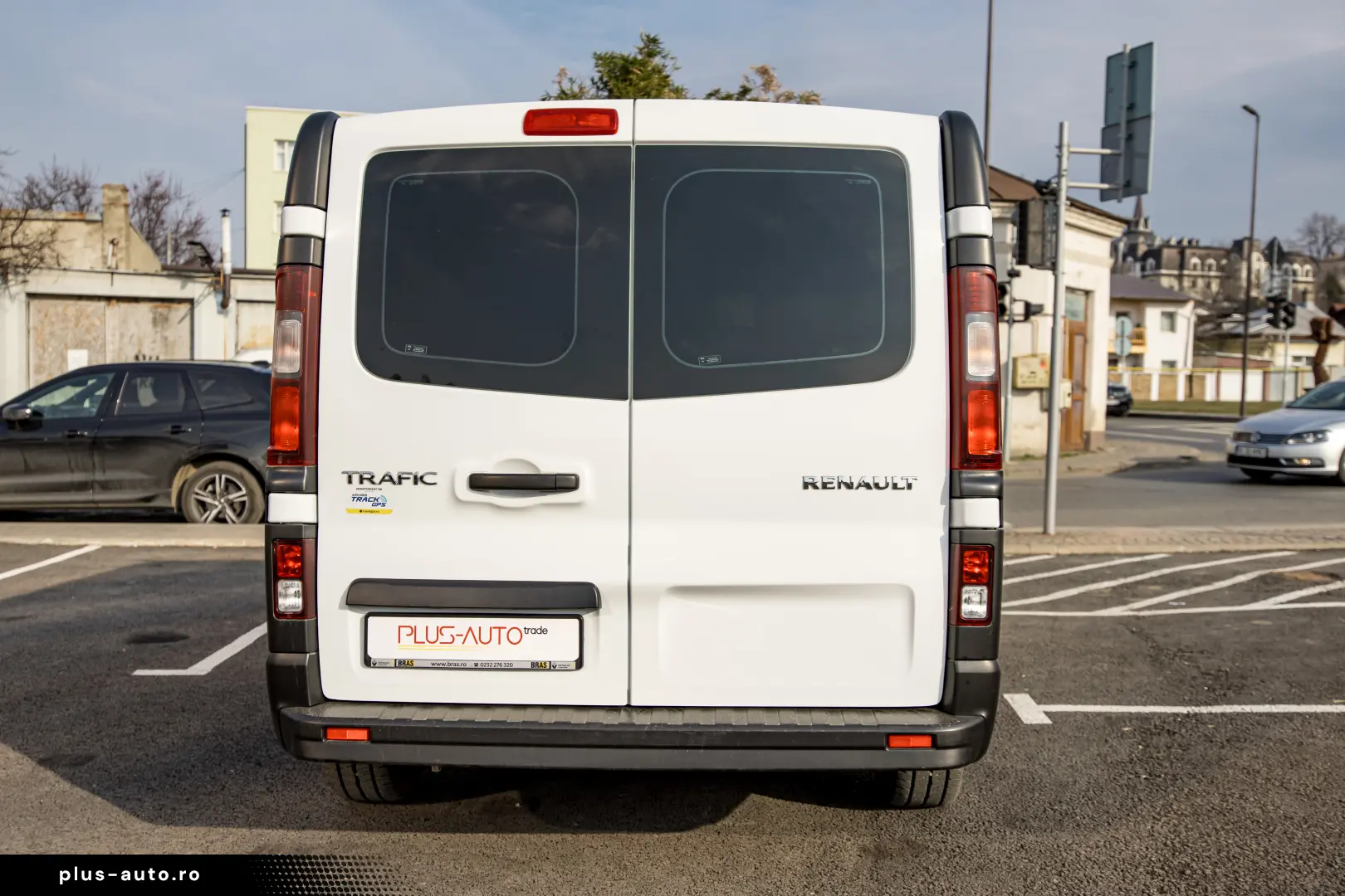 Renault Trafic L2H1 8 1 locuri Authentique