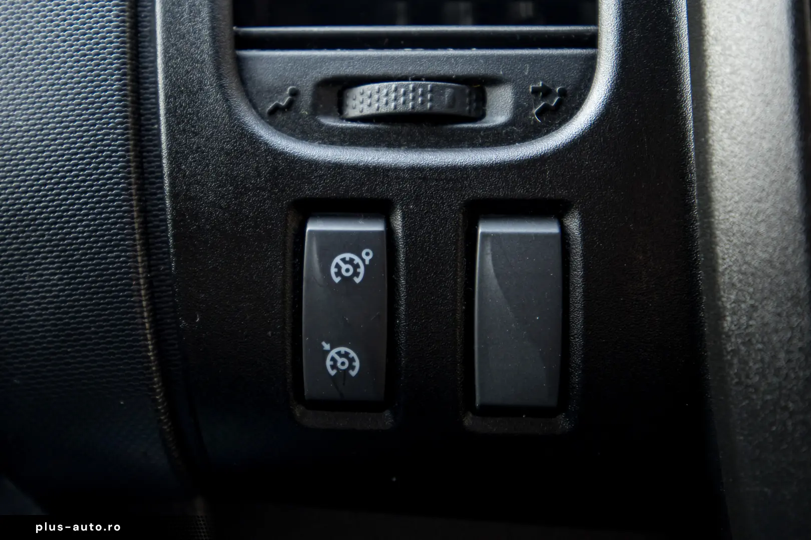 Renault Trafic L2H1 8 1 locuri Authentique