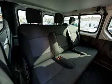 Renault Trafic L2H1 8 1 locuri Authentique