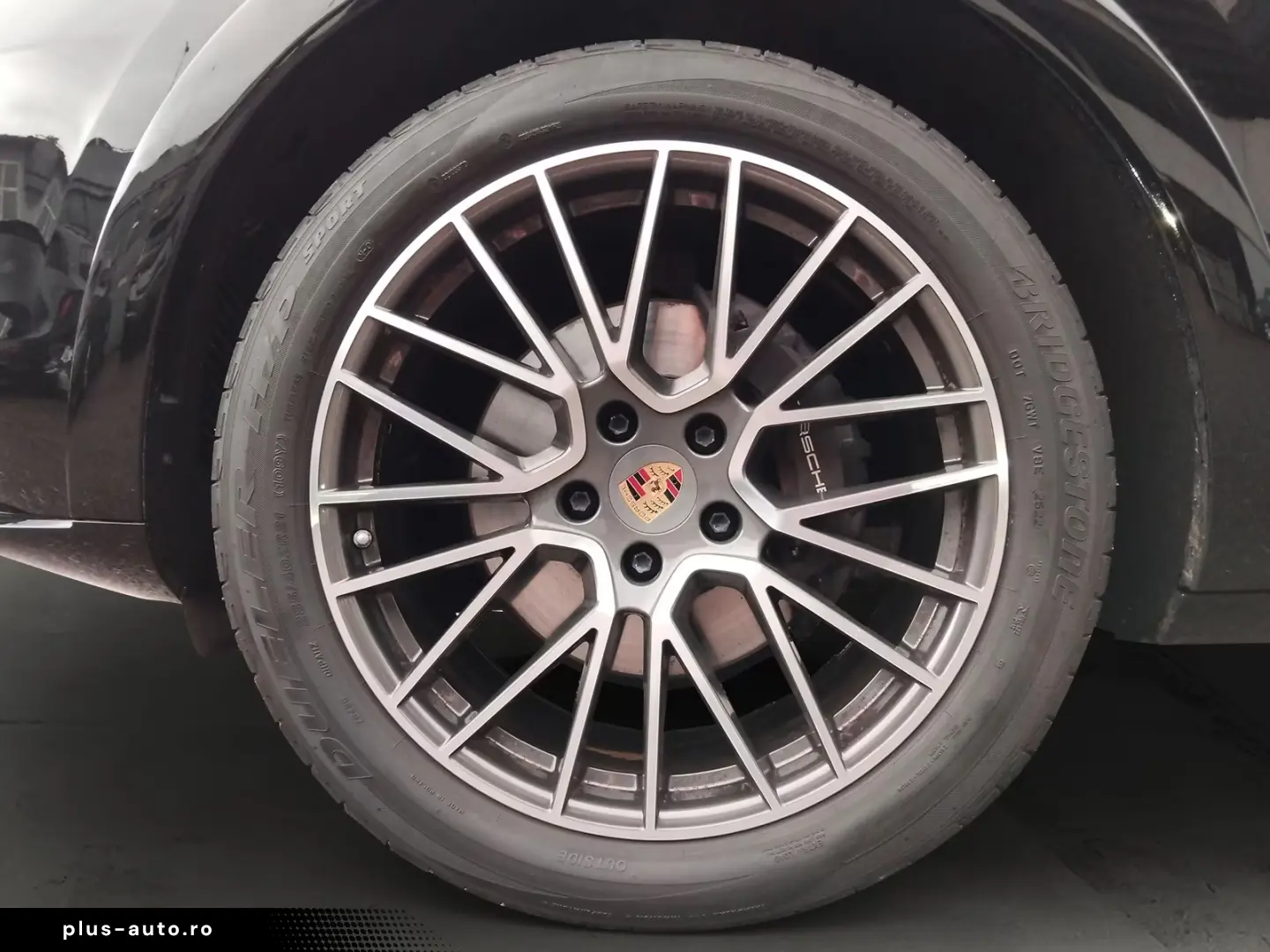 Porsche Cayenne Coupe Hybrid Sport 21  Luft Bose 360