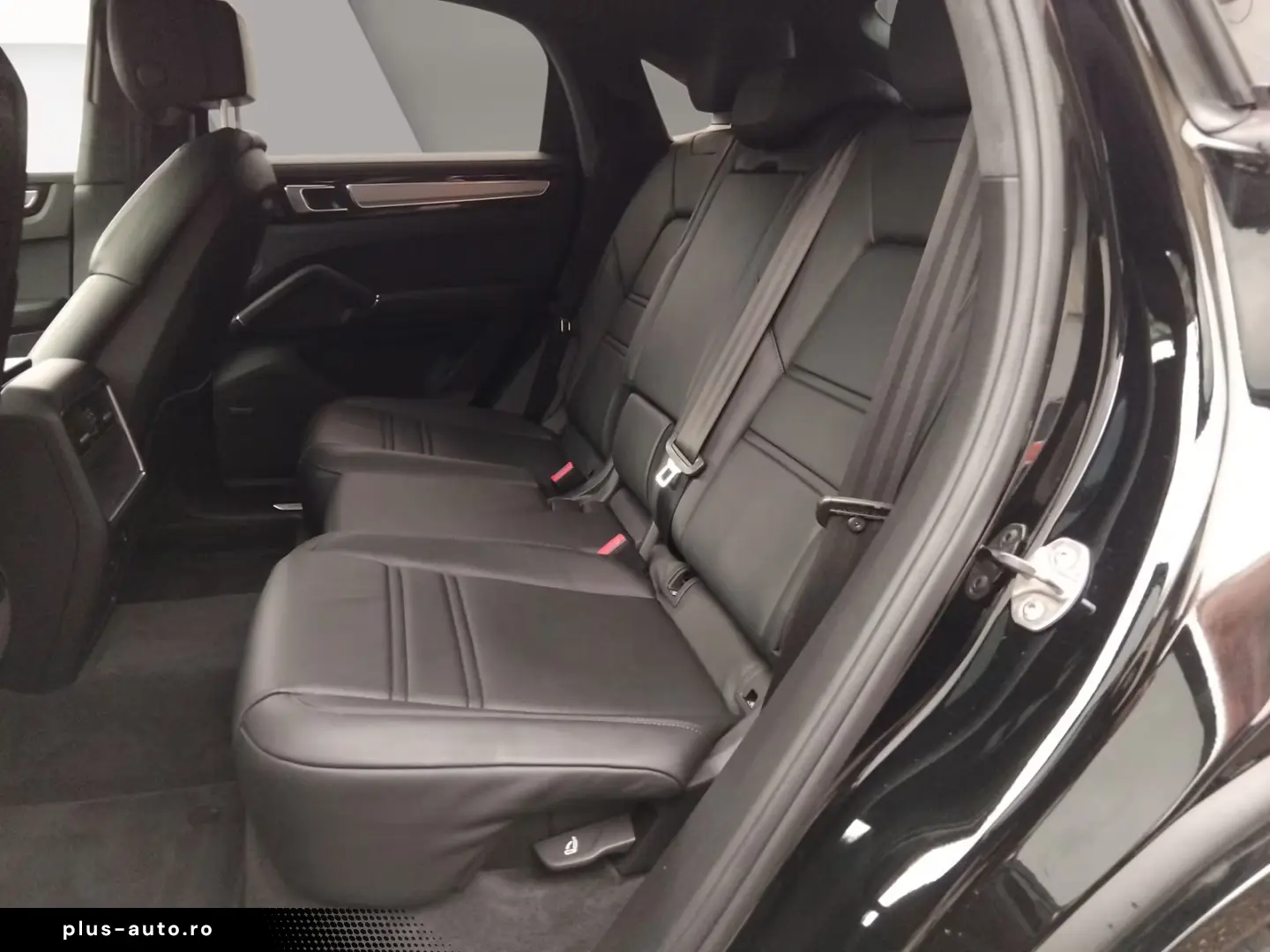 Porsche Cayenne Coupe Hybrid Sport 21  Luft Bose 360