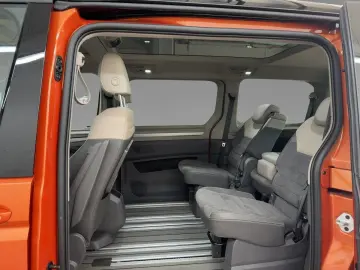 VW T7 Multivan 2.0 TDI Edition Life DSG PANO