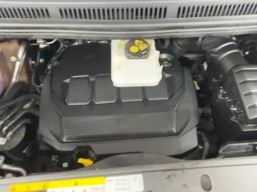 VW T7 Multivan 2.0 TDI Edition Life DSG PANO