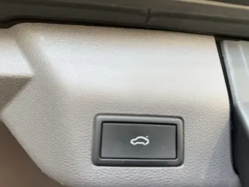 VW T7 Multivan 2.0 TDI Edition Life DSG PANO