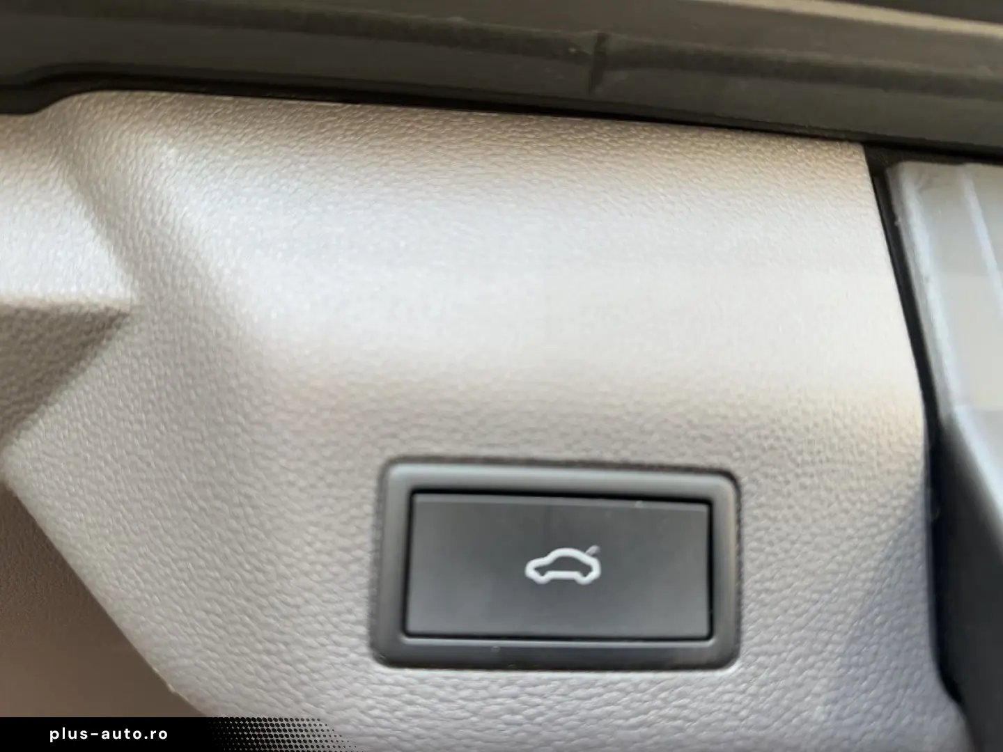 VW T7 Multivan 2.0 TDI Edition Life DSG PANO