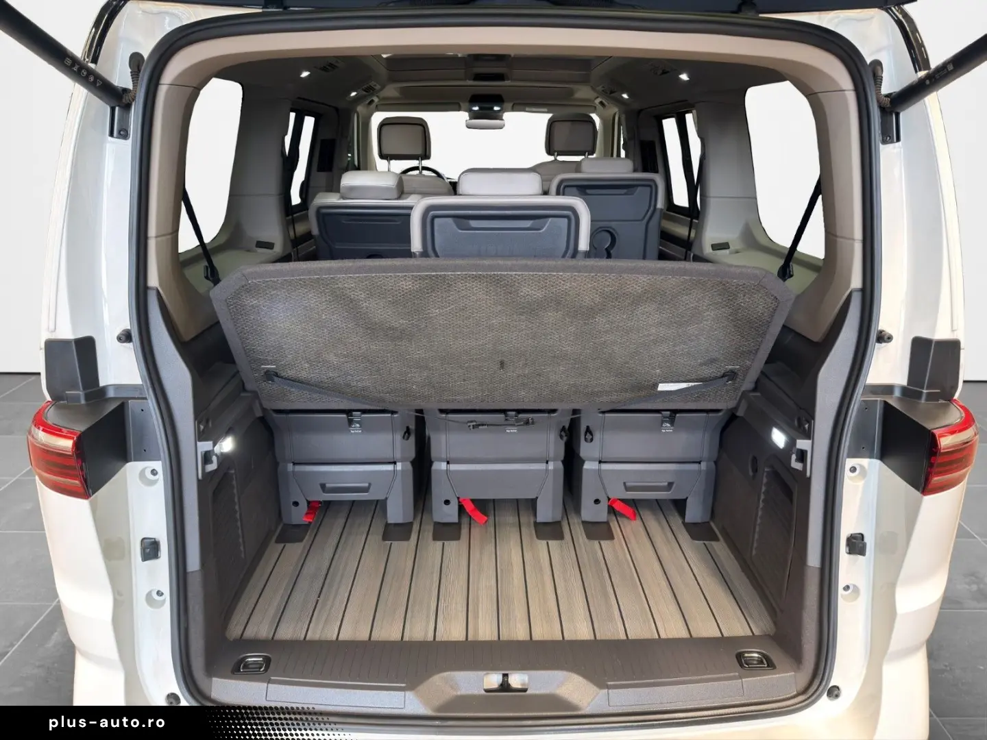 VW T7 Multivan Edition  ACC PANO