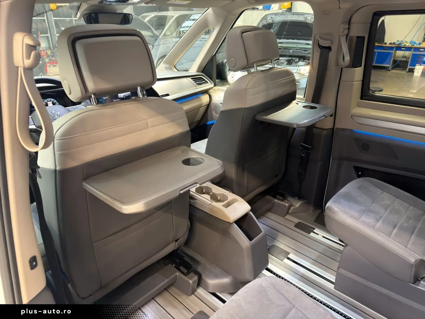 VW T7 Multivan Edition  ACC PANO