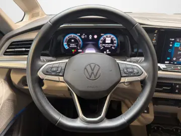 VW T7 Multivan Edition  ACC PANO