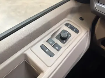 VW T7 Multivan Edition  ACC PANO