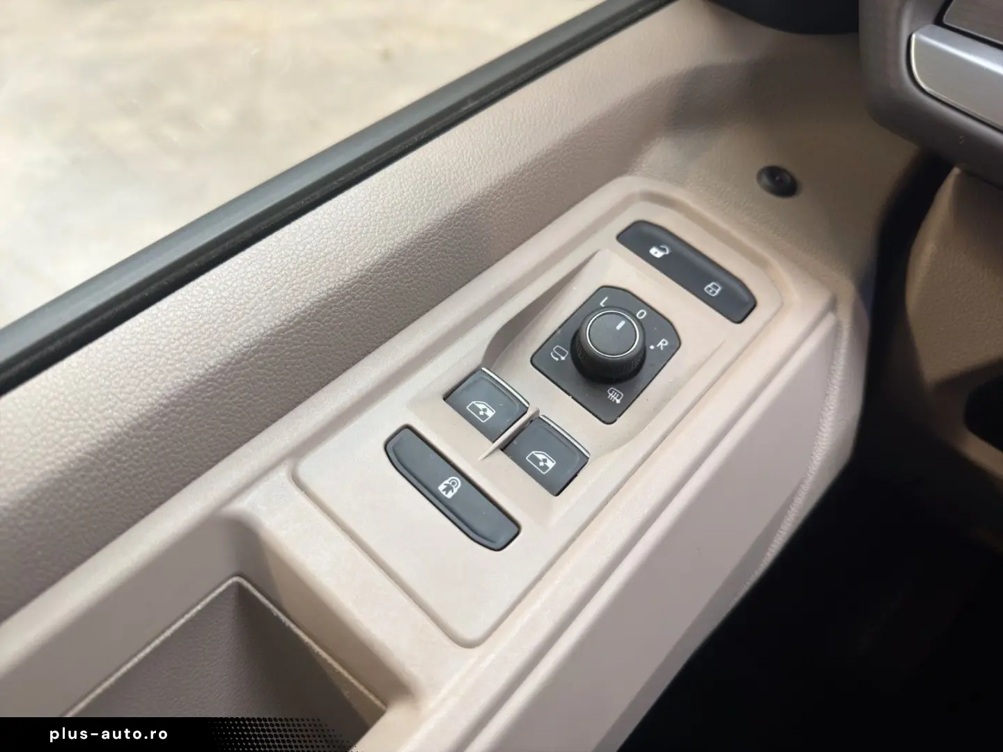 VW T7 Multivan Edition  ACC PANO