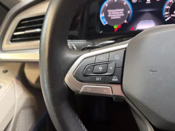 VW T7 Multivan Edition  ACC PANO