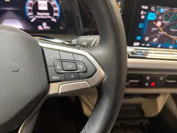 VW T7 Multivan Edition  ACC PANO