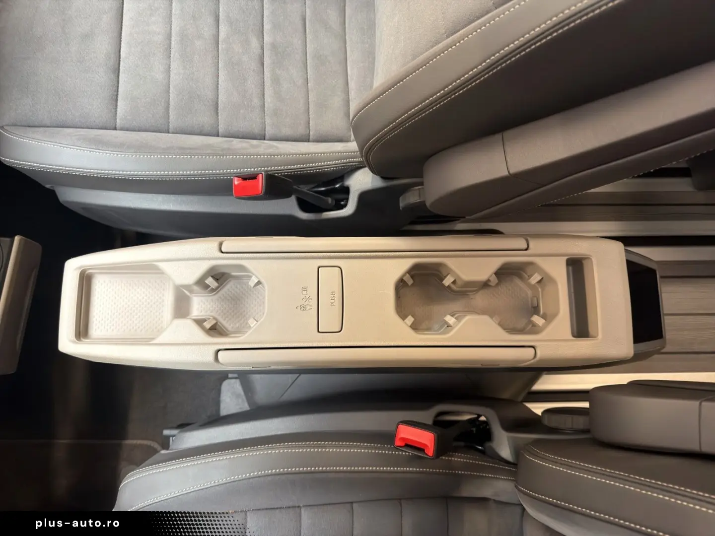 VW T7 Multivan Edition  ACC PANO