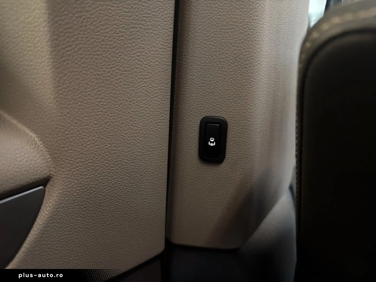 VW T7 Multivan Edition  ACC PANO