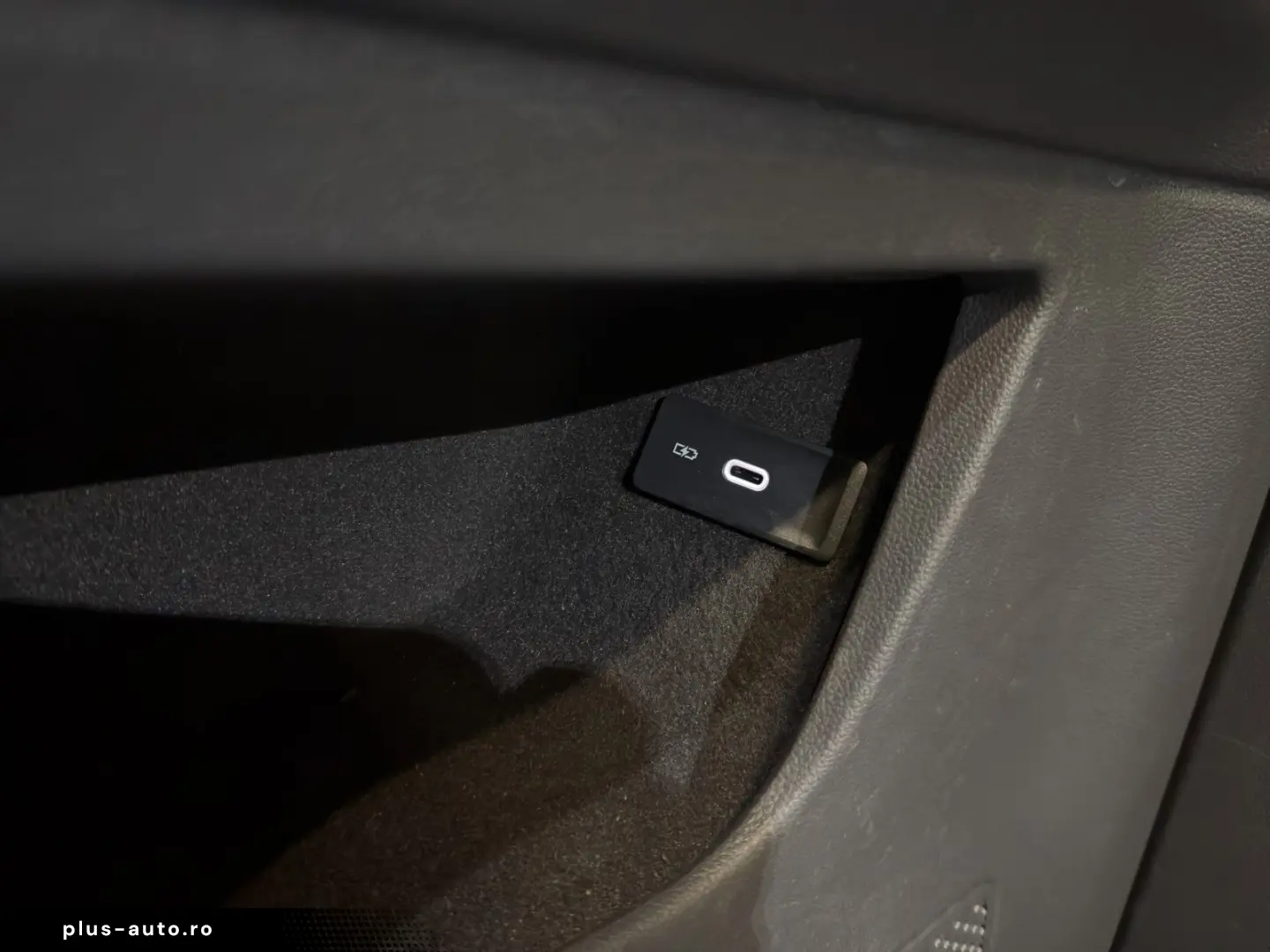 VW T7 Multivan Edition  ACC PANO