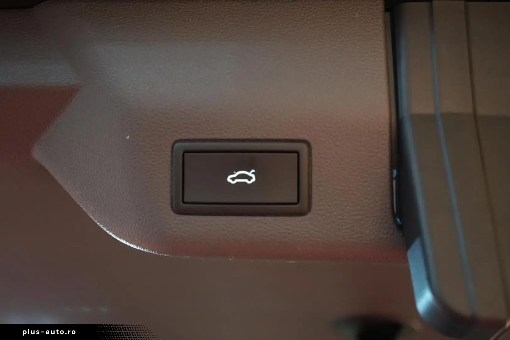 VW T7 Multivan 2.0 TDI Lang Style  7-locuri Navi panoramic