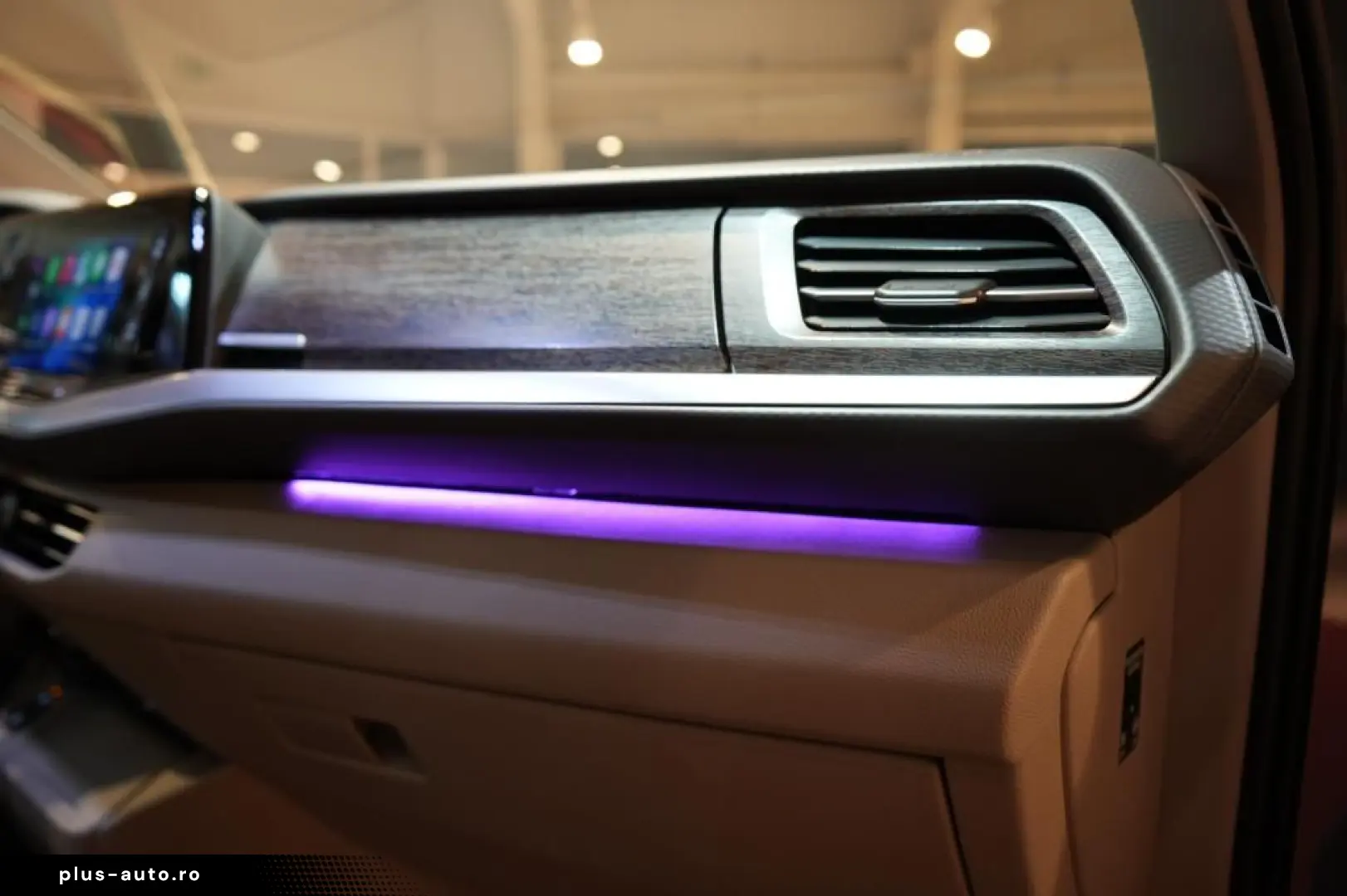 VW T7 Multivan 2.0 TDI Lang Style  7-locuri Navi panoramic