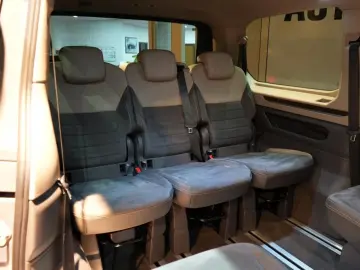 VW T7 Multivan 2.0 TDI Lang Style  7-locuri Navi panoramic