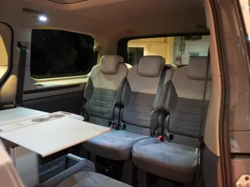 VW T7 Multivan 2.0 TDI Lang Style  7-locuri Navi panoramic