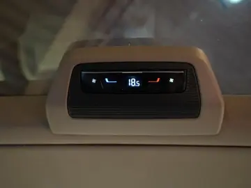 VW T7 Multivan 2.0 TDI Lang Style  7-locuri Navi panoramic