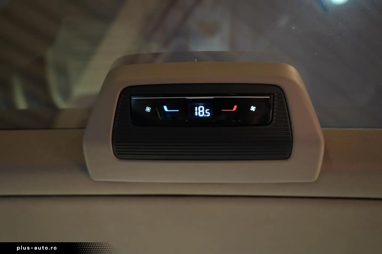 VW T7 Multivan 2.0 TDI Lang Style  7-locuri Navi panoramic