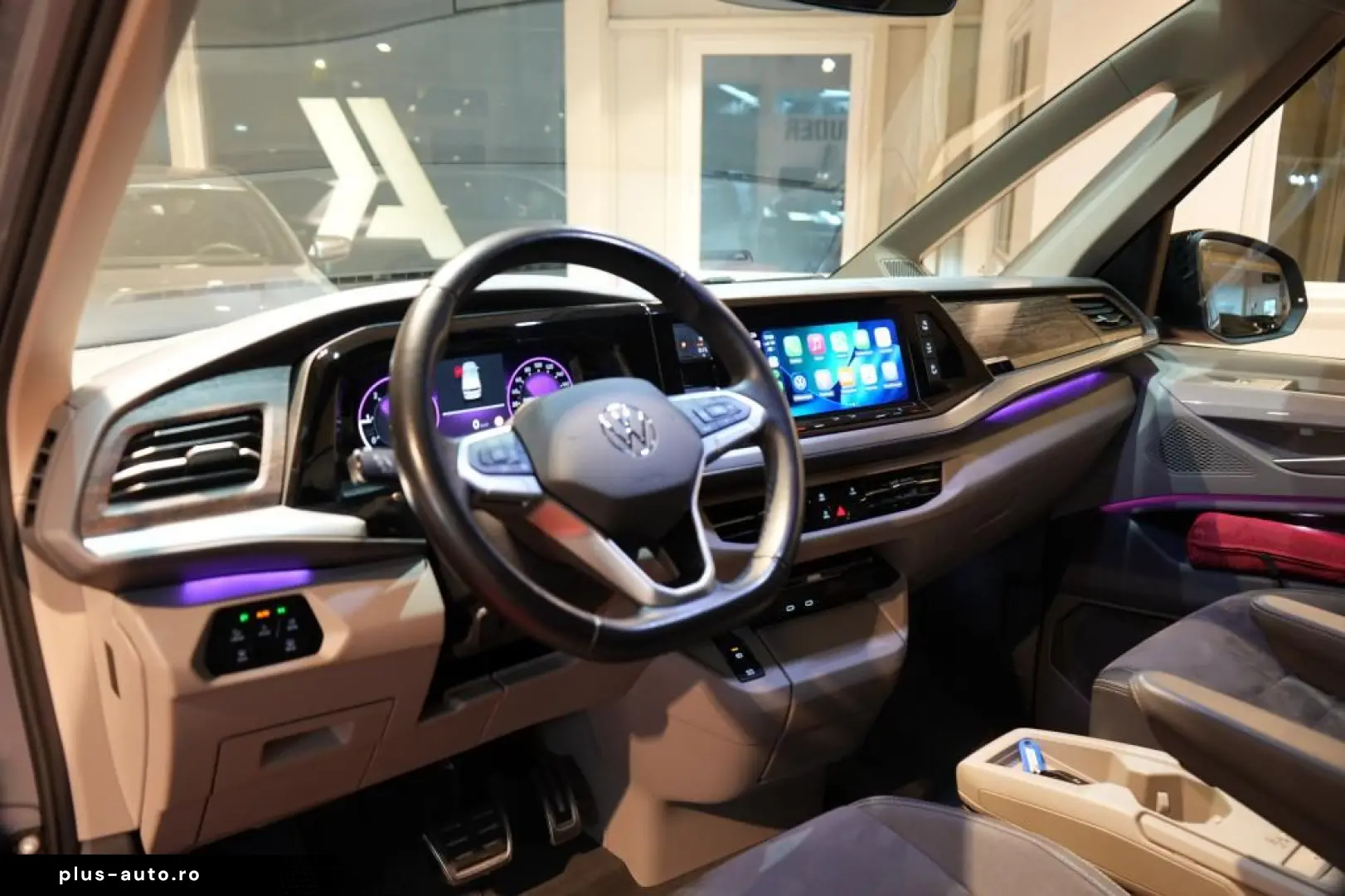 VW T7 Multivan 2.0 TDI Lang Style  7-locuri Navi panoramic