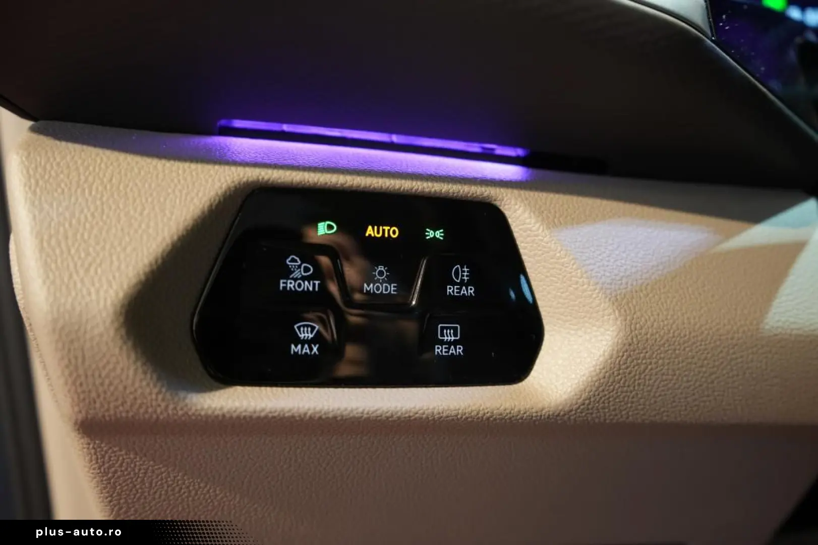 VW T7 Multivan 2.0 TDI Lang Style  7-locuri Navi panoramic