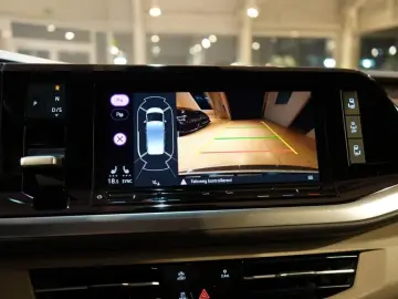 VW T7 Multivan 2.0 TDI Lang Style  7-locuri Navi panoramic