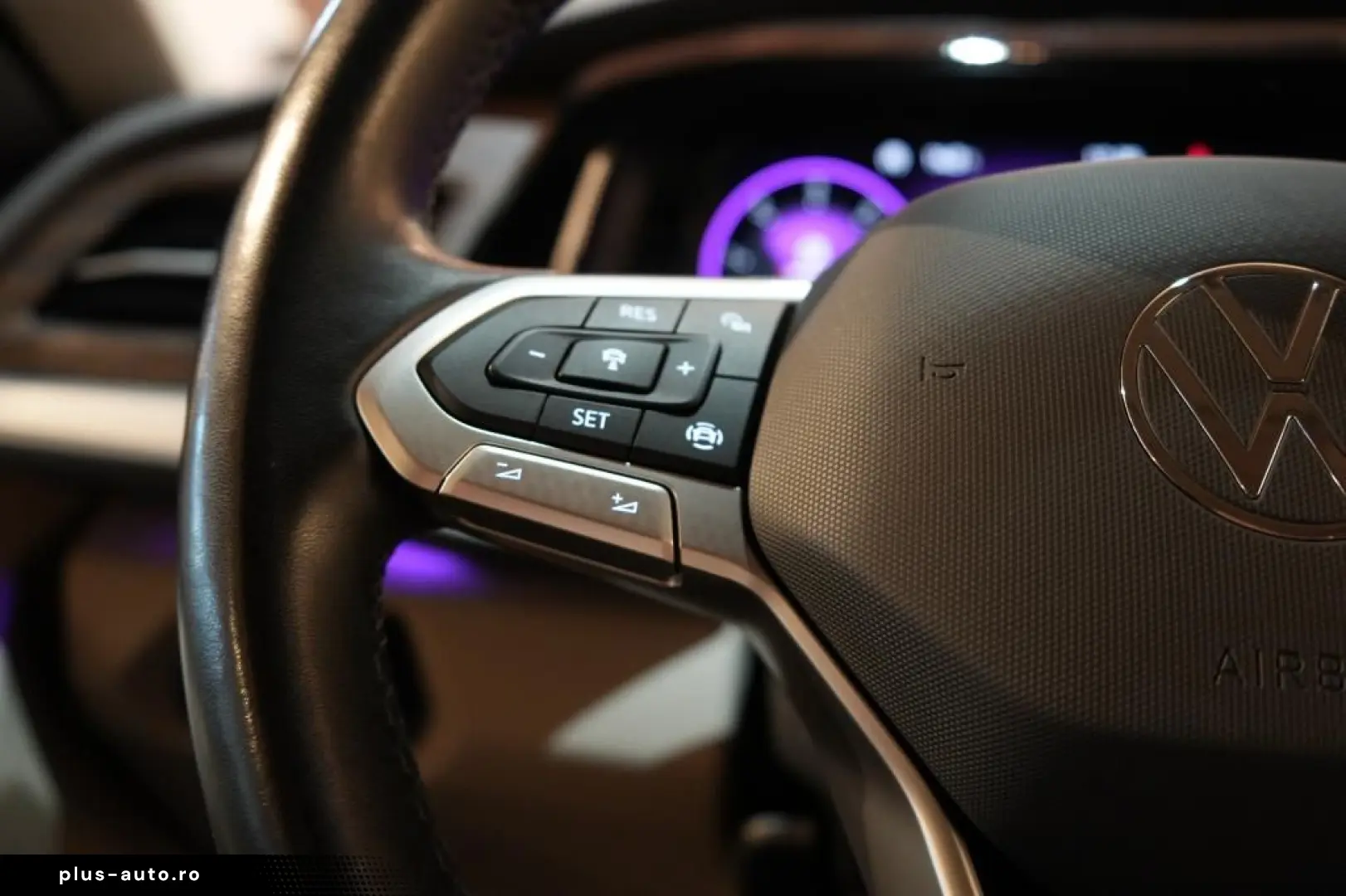 VW T7 Multivan 2.0 TDI Lang Style  7-locuri Navi panoramic