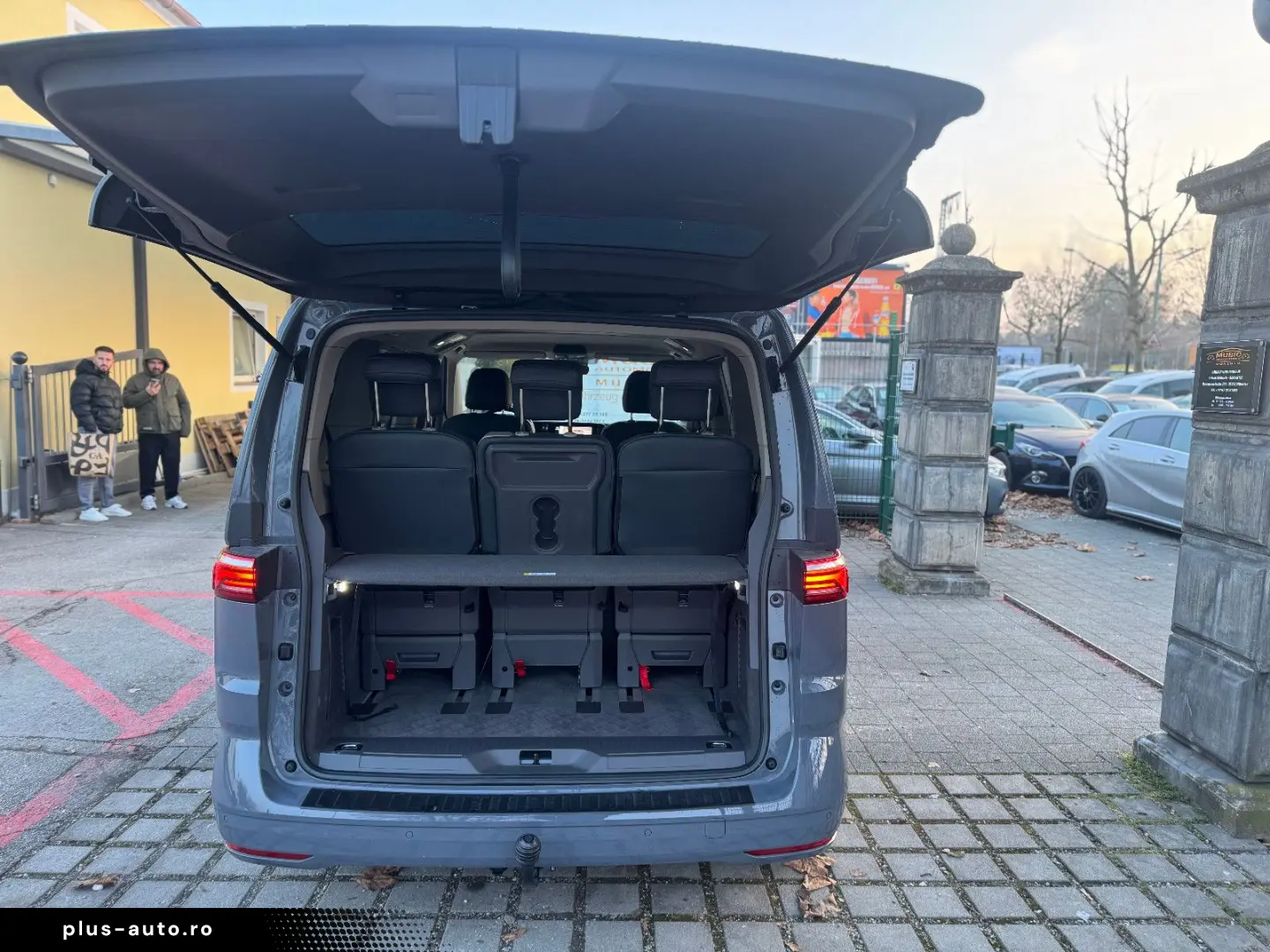 VW T7 Multivan 2.0 TDI