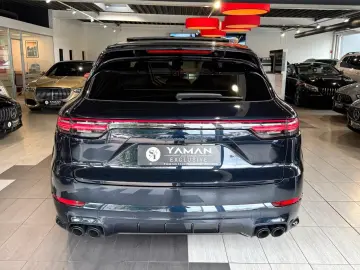 Porsche Cayenne GTS  Pano InnoDrive 18-Wege AHK