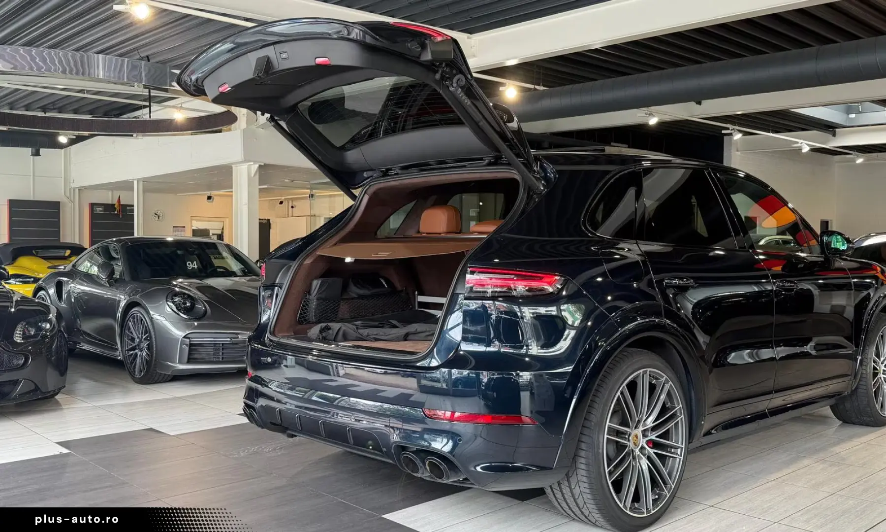 Porsche Cayenne GTS  Pano InnoDrive 18-Wege AHK