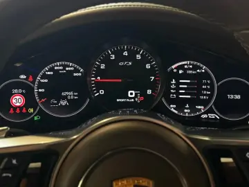 Porsche Cayenne GTS  Pano InnoDrive 18-Wege AHK