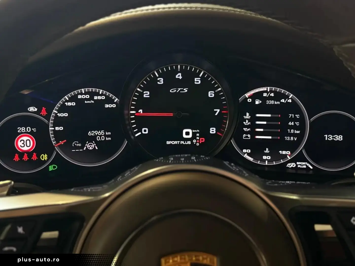 Porsche Cayenne GTS  Pano InnoDrive 18-Wege AHK