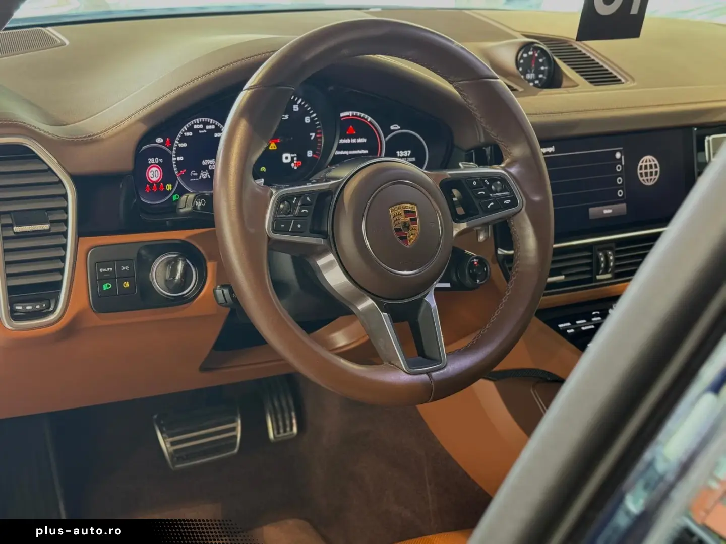 Porsche Cayenne GTS  Pano InnoDrive 18-Wege AHK