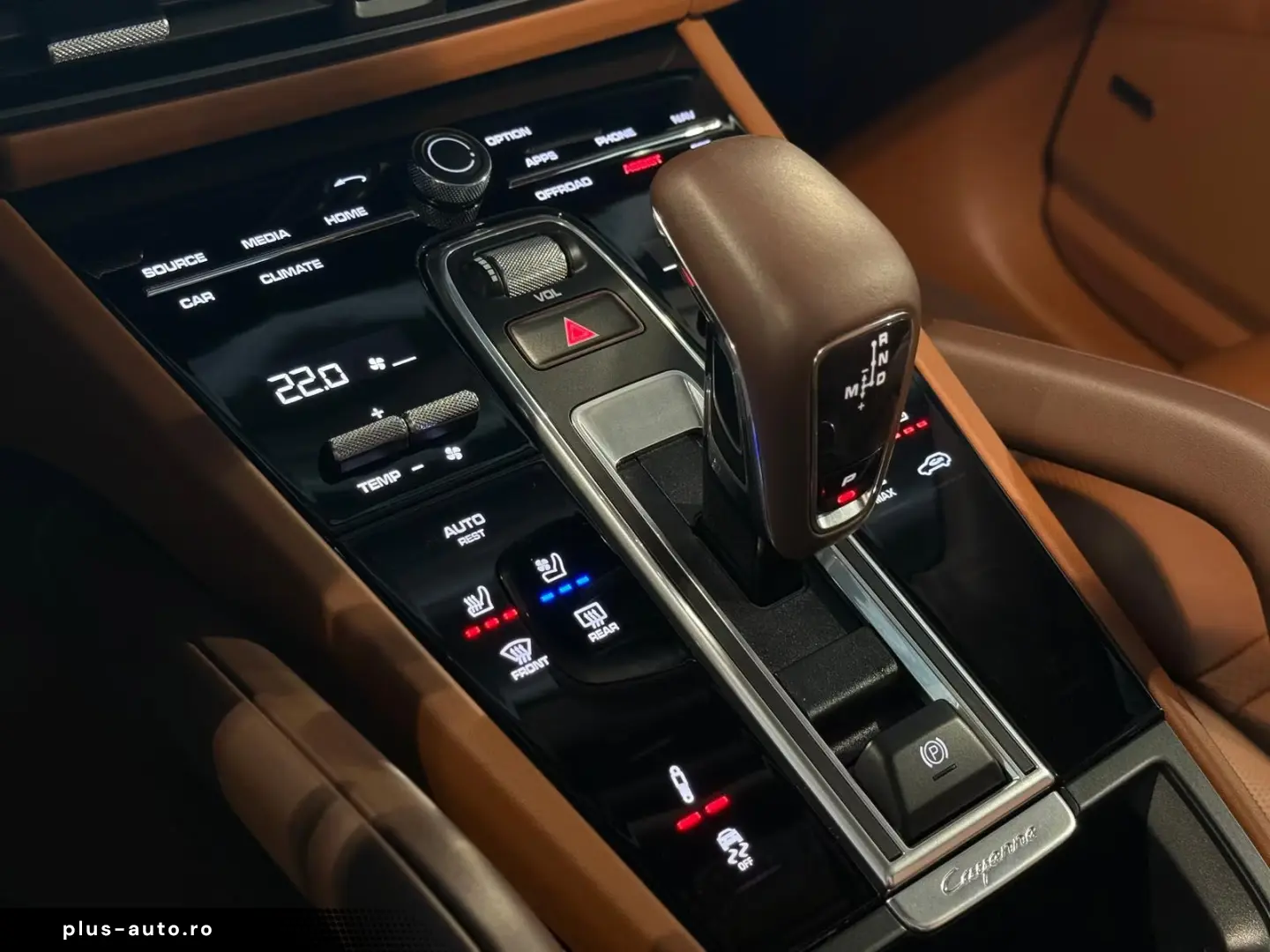 Porsche Cayenne GTS  Pano InnoDrive 18-Wege AHK