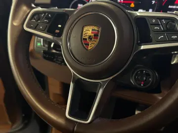 Porsche Cayenne GTS  Pano InnoDrive 18-Wege AHK