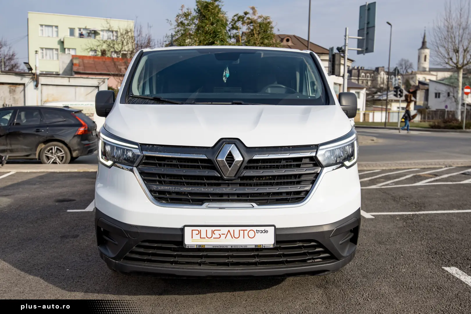 Renault Trafic L2H1 8 1 locuri Authentique